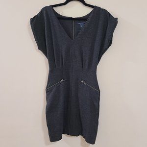EUC FRENCH CONNECTION Stretchy Charcoal Grey Mini Dress with Pockets and V Neck